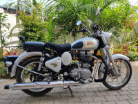 Silver Royal Enfield Classic 350