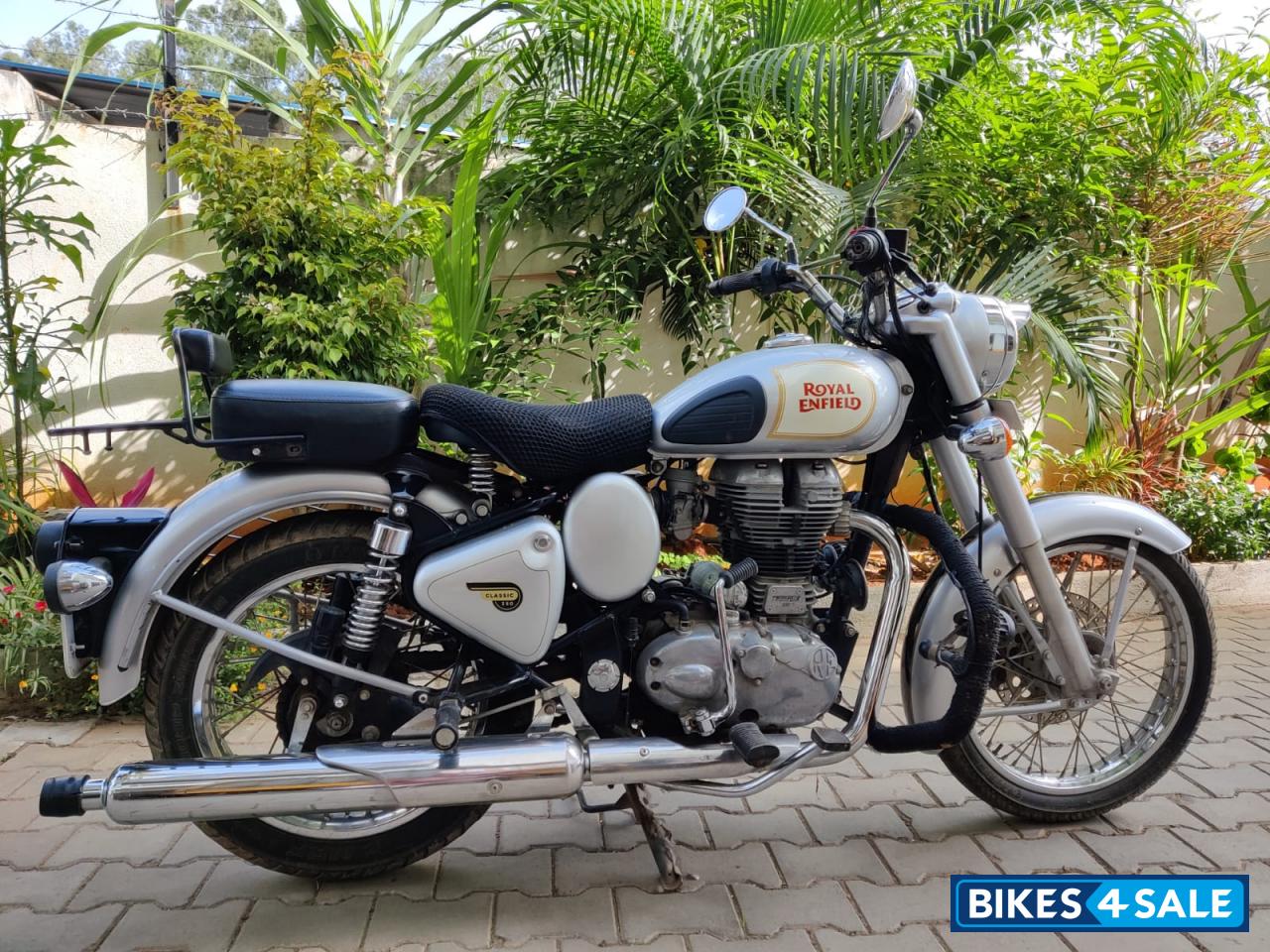 Silver Royal Enfield Classic 350