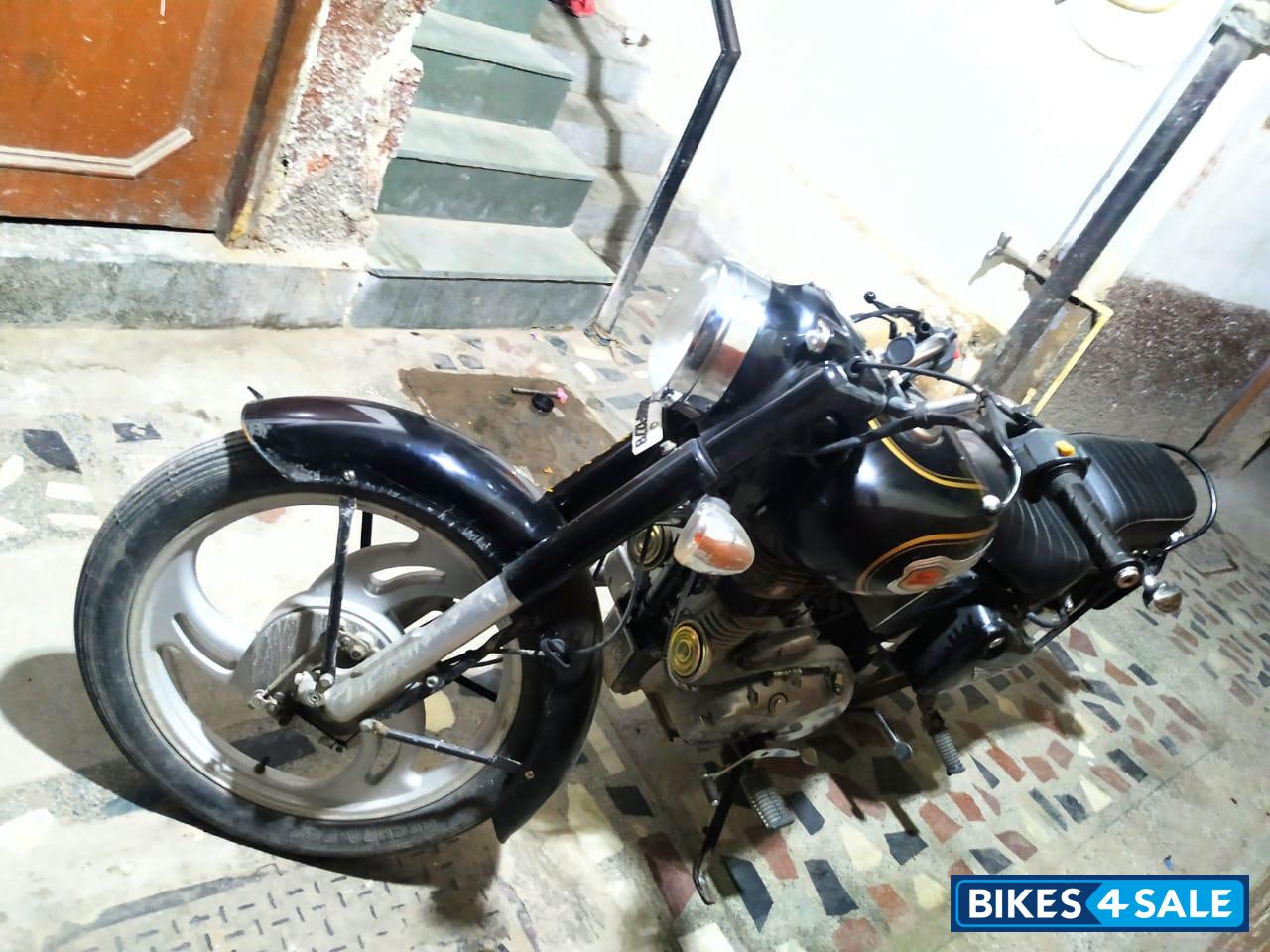 Royal Enfield Bullet 350