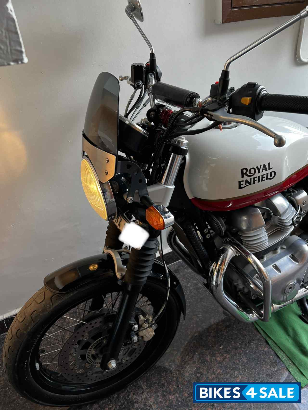 Baker Express Royal Enfield Interceptor 650 Twin Baker Express Royal Enfield Interceptor 650 Twin