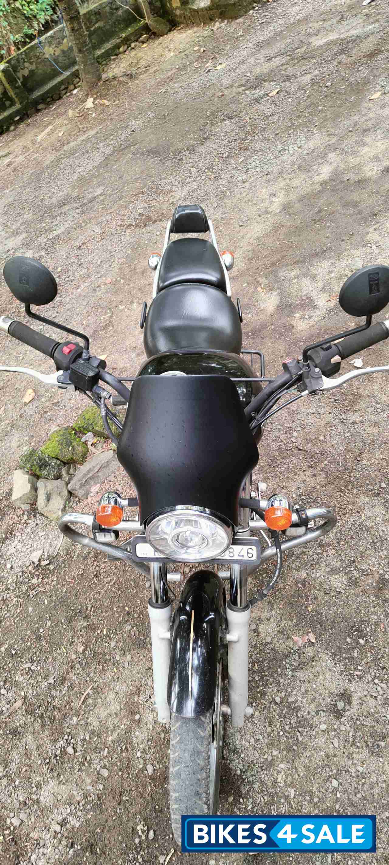 Black Royal Enfield Thunderbird TwinSpark 350