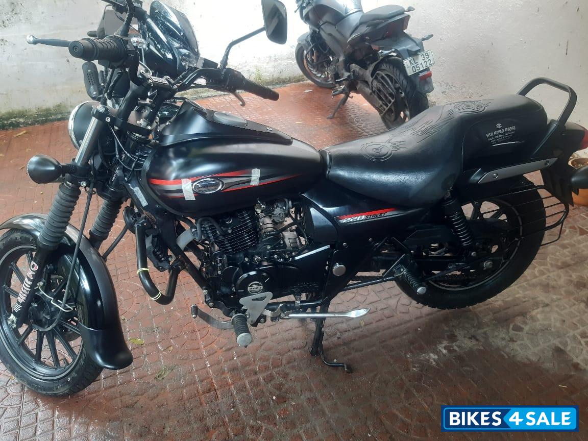 Bajaj Avenger Street 220