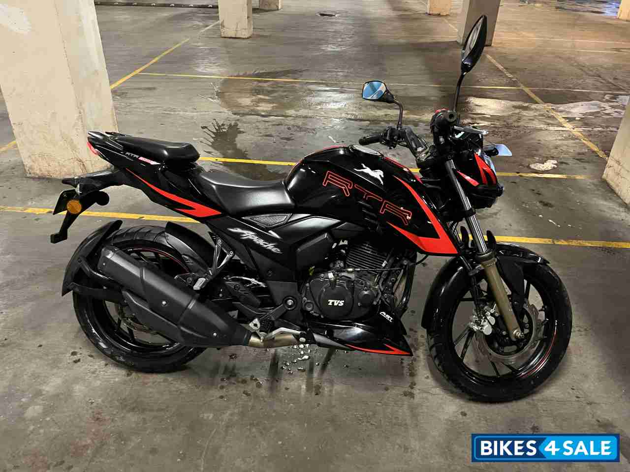 TVS Apache RTR 200 4V ABS Race Edition 2.0