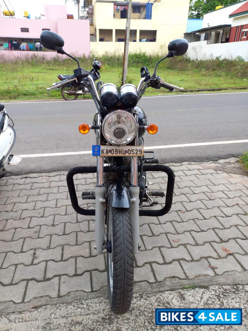 Matt Black Royal Enfield Thunderbird 350