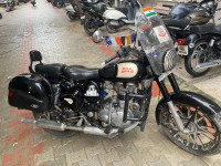 Black Royal Enfield Classic 350 BS VI