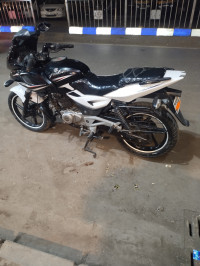 Bajaj Pulsar 220F