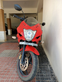 Pearl Mira Red/ Matte Black Suzuki Gixxer SF