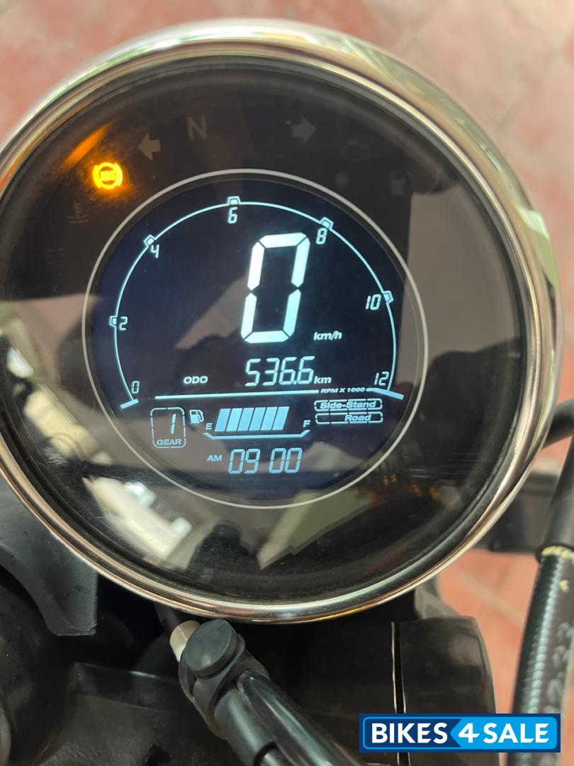 Yezdi Scrambler Dual Tone Yezdi Scrambler Dual Tone