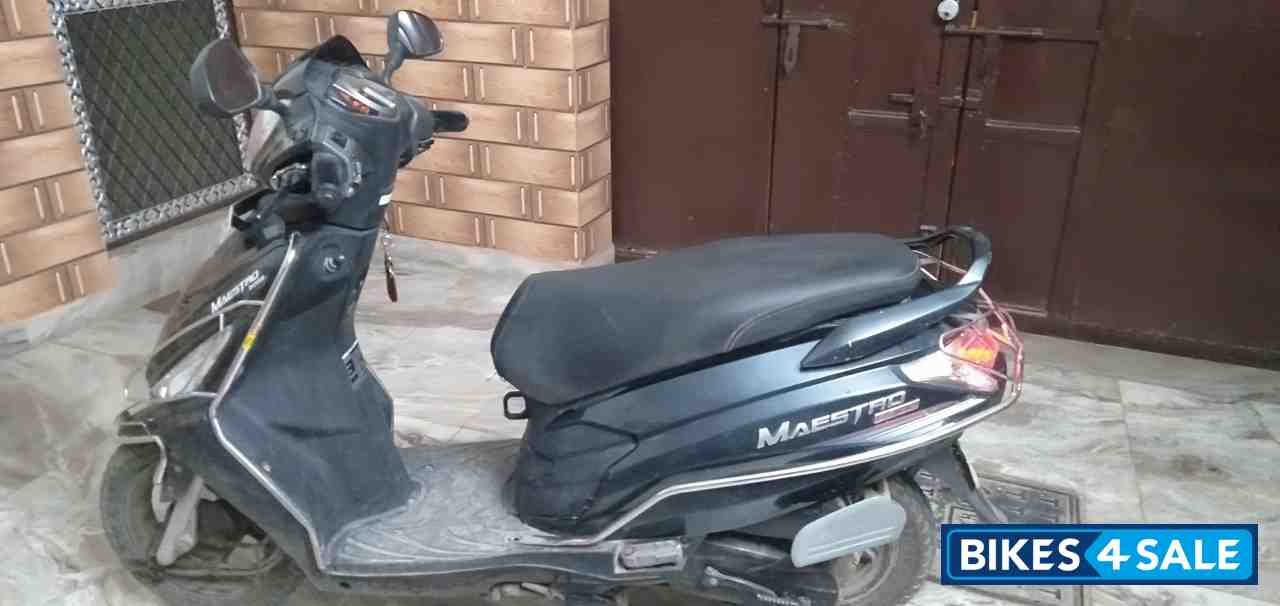 Bottle Green Hero Maestro Edge 110 BS6