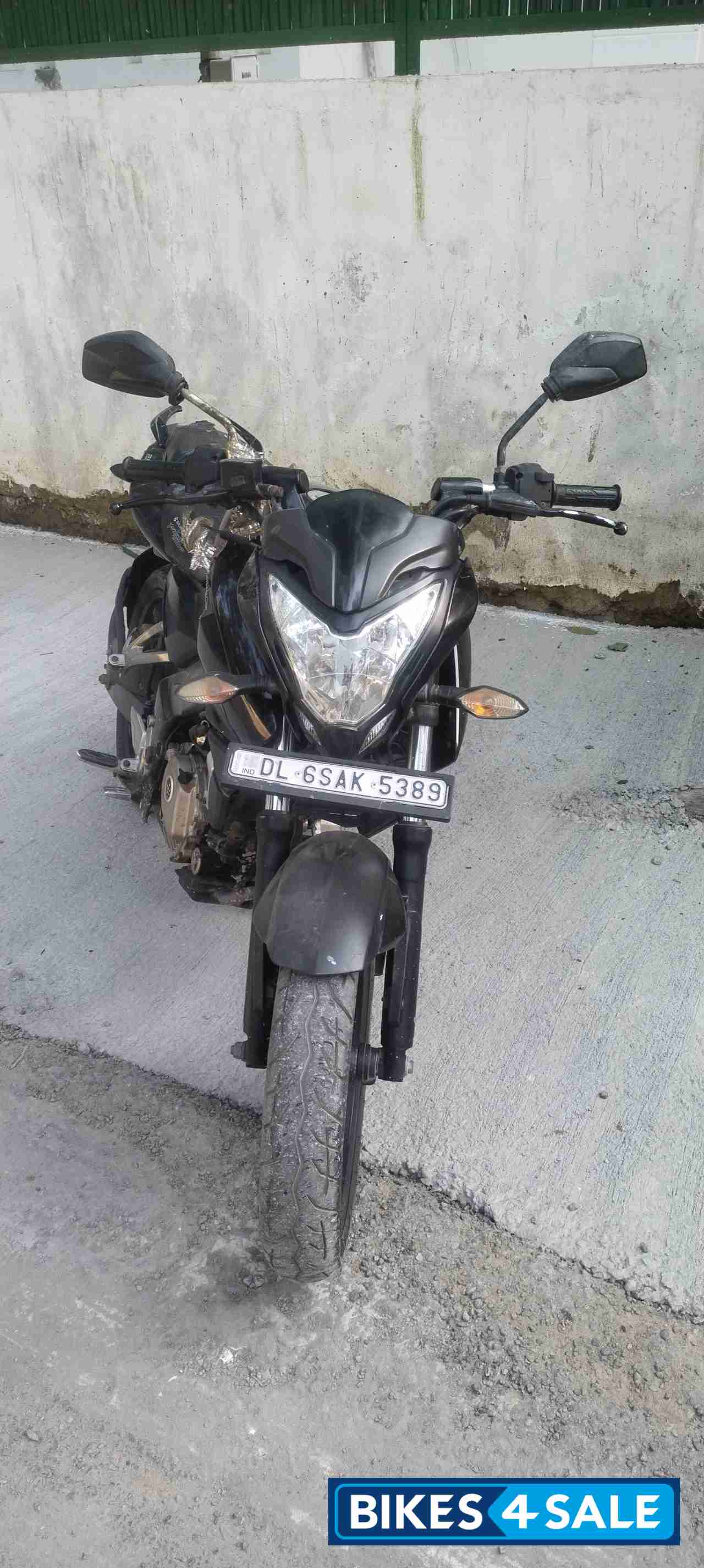 Bajaj Pulsar 200 NS