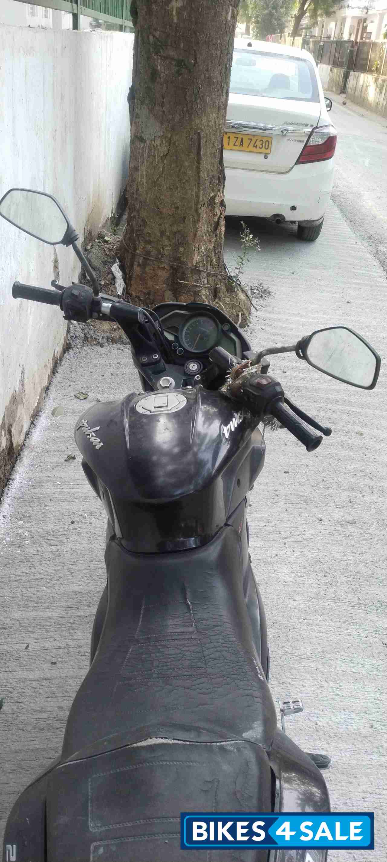 Bajaj Pulsar 200 NS