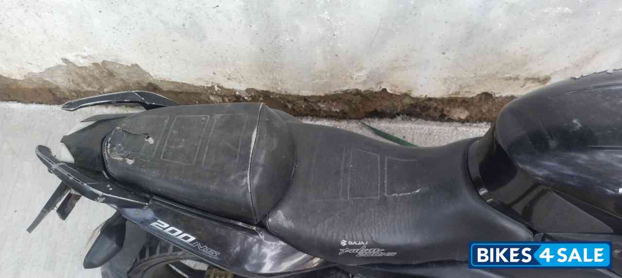 Bajaj Pulsar 200 NS