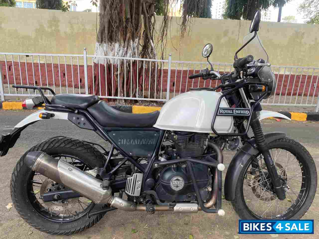 Snow White Royal Enfield Himalayan Himalayan BS IV