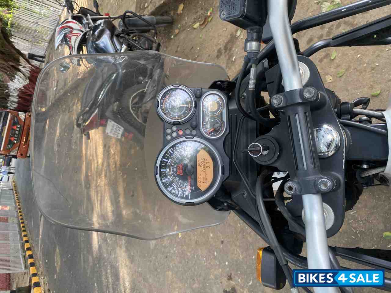 Snow White Royal Enfield Himalayan Himalayan BS IV Snow White Royal Enfield Himalayan Himalayan BS IV