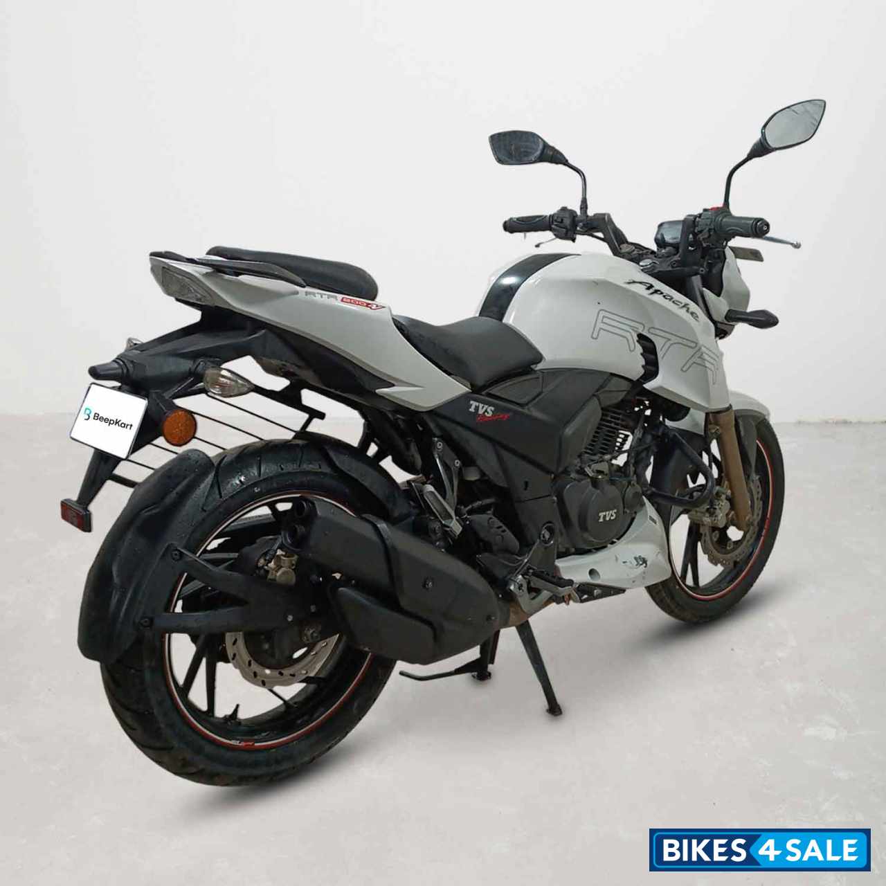 TVS Apache RTR 200 4V