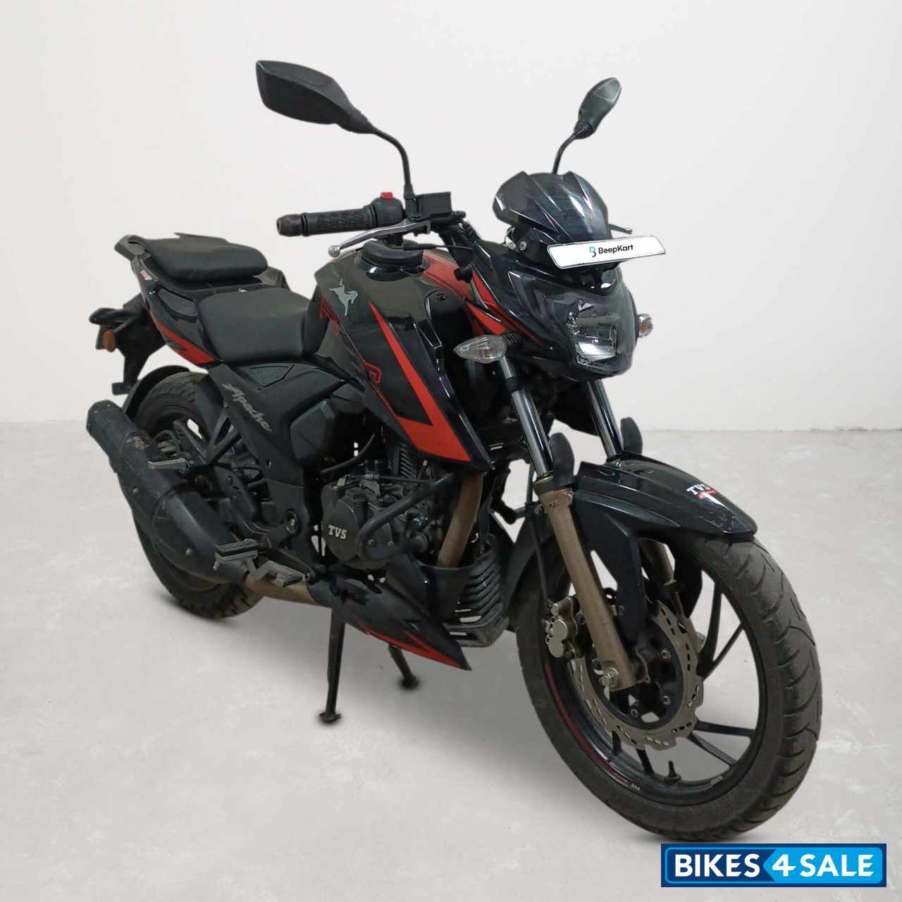 TVS Apache RTR 200 4V