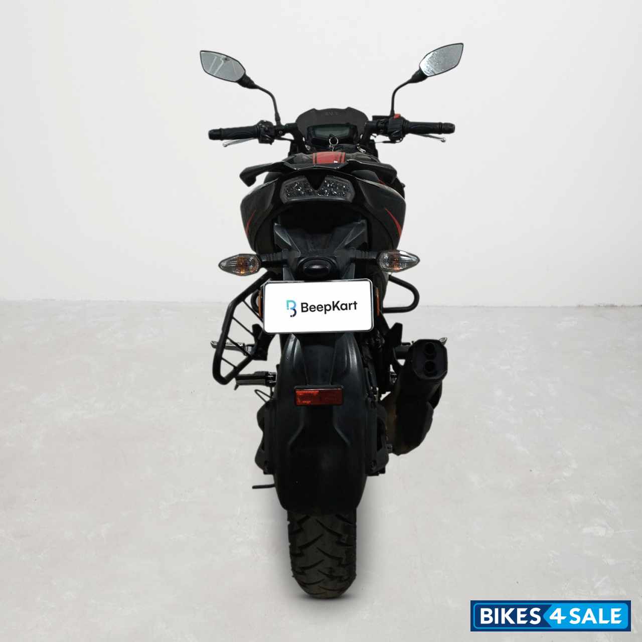 TVS Apache RTR 200 4V