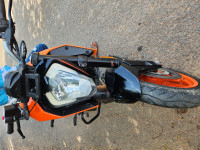 KTM Duke 200 ABS