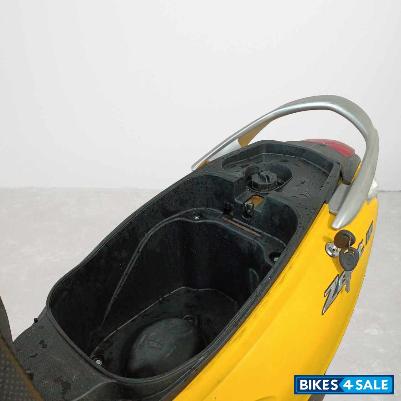 TVS Scooty Zest 110 BS6