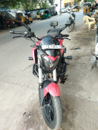 Red Bajaj Dominar 250