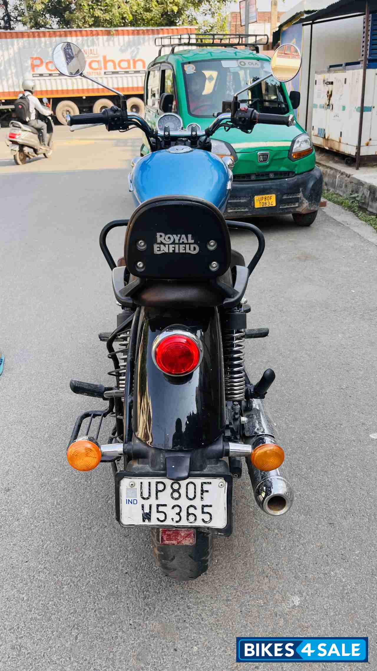 Blue Royal Enfield Meteor 350 Supernova