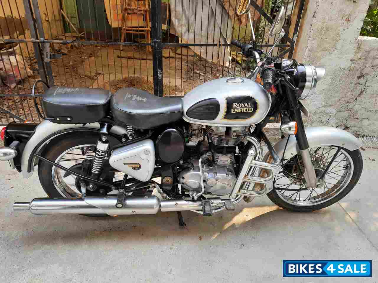 Royal Enfield Classic 350