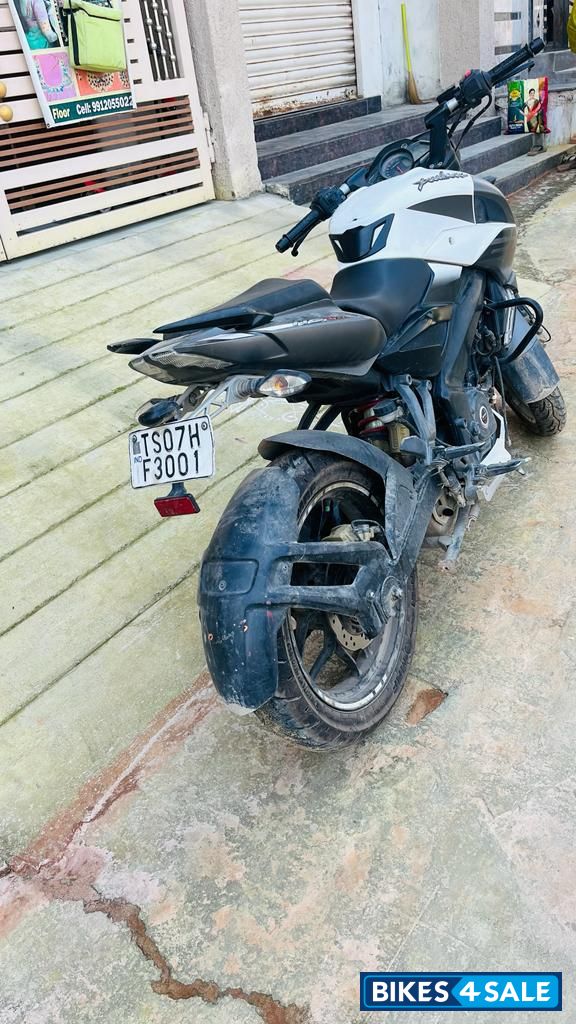 White Bajaj Pulsar 200 NS ABS