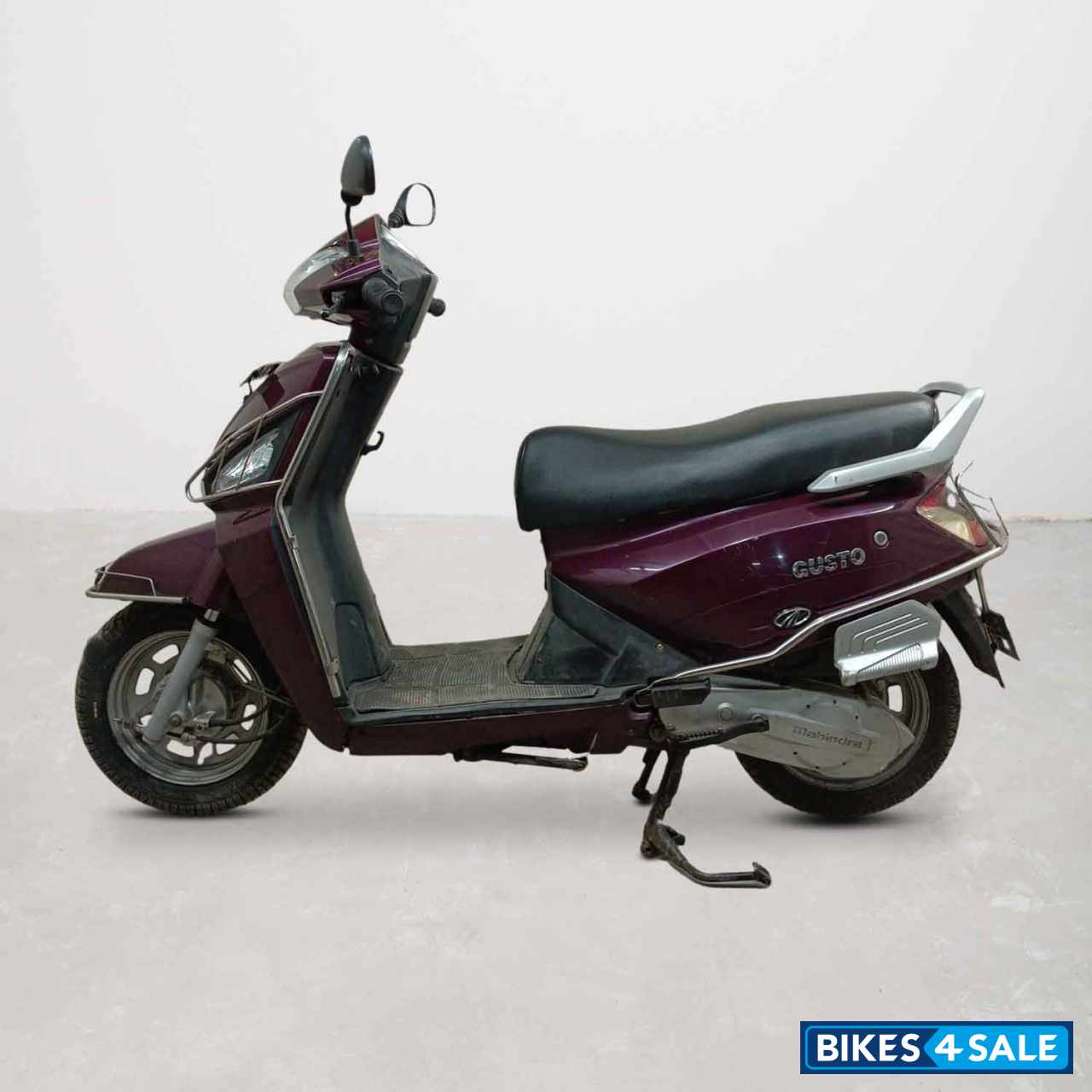Mahindra Gusto Mahindra Gusto