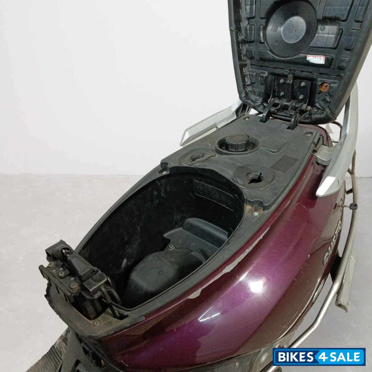 Mahindra Gusto Mahindra Gusto