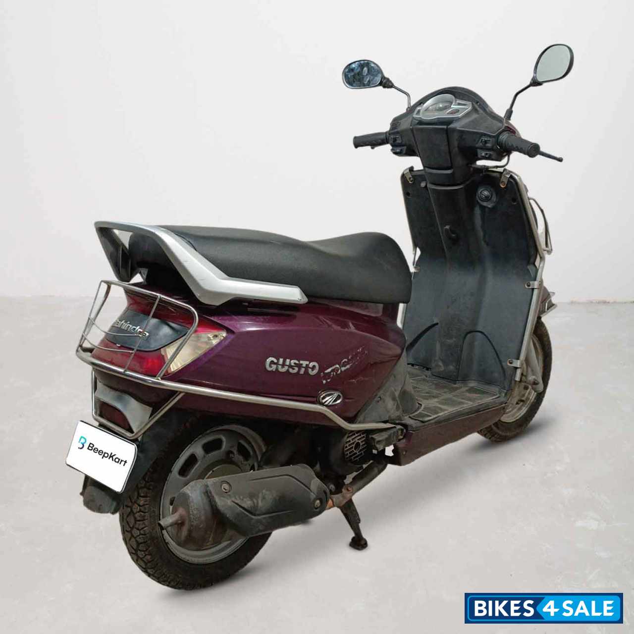 Mahindra Gusto Mahindra Gusto