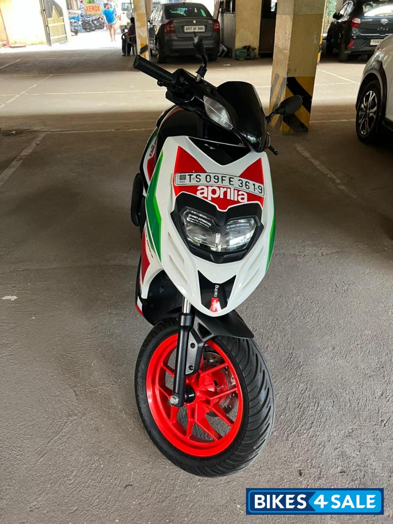 Multi Color Aprilia SR 150 Race