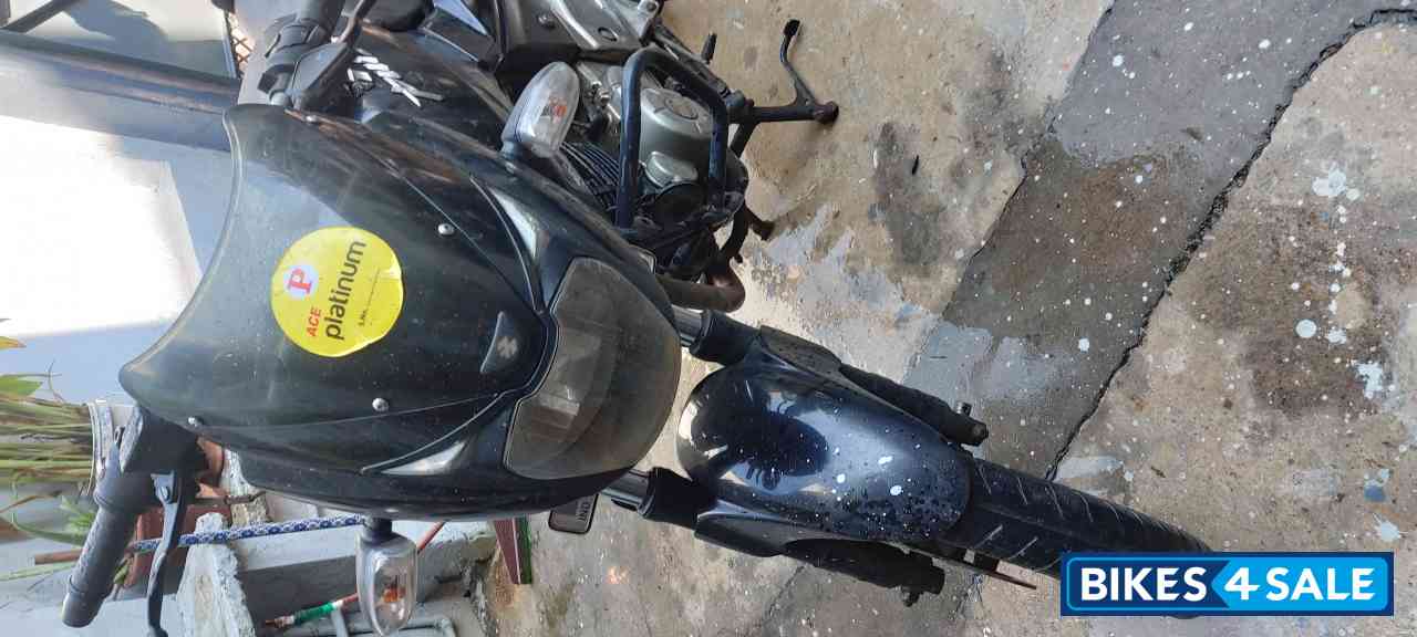 Black Bajaj Pulsar 180 DTSi