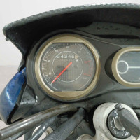 Bajaj V15