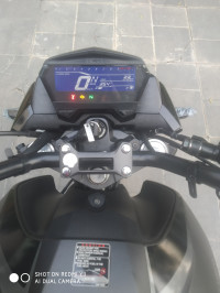 Black Hero Xtreme 160R Stealth Edition