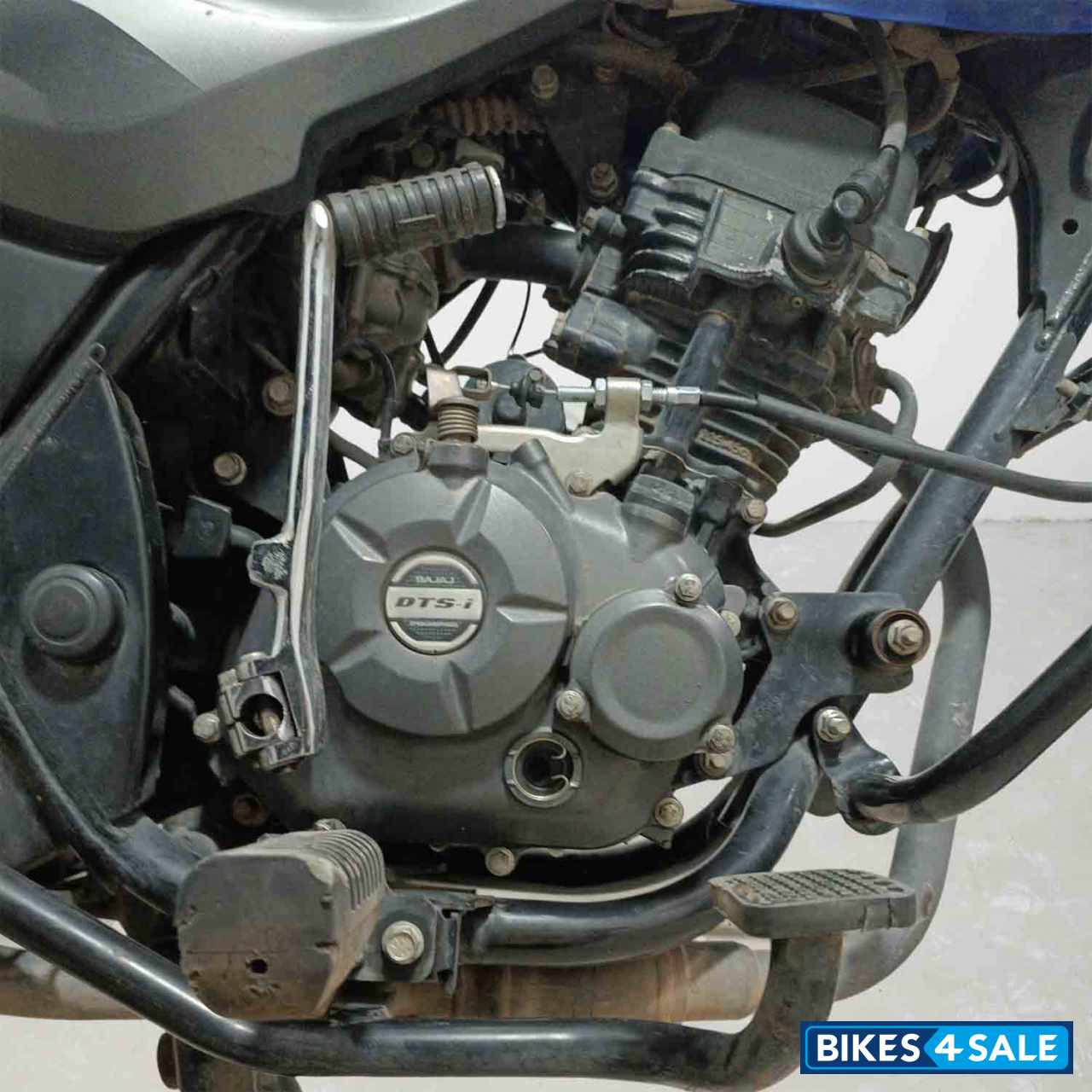 Bajaj Discover 125
