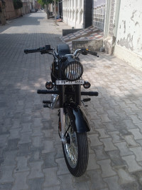Royal Enfield Bullet Standard 350