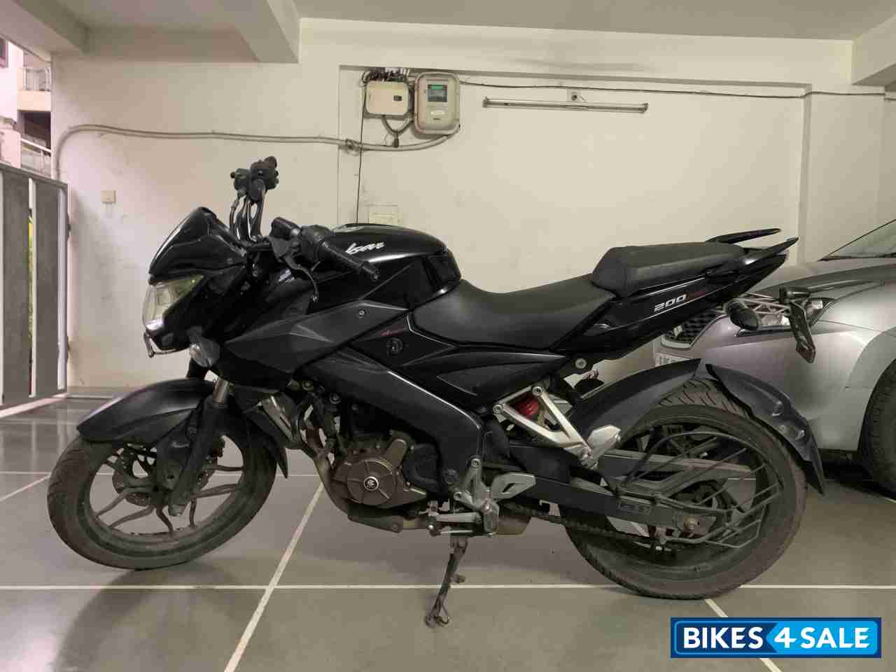 Bajaj Pulsar 200 NS