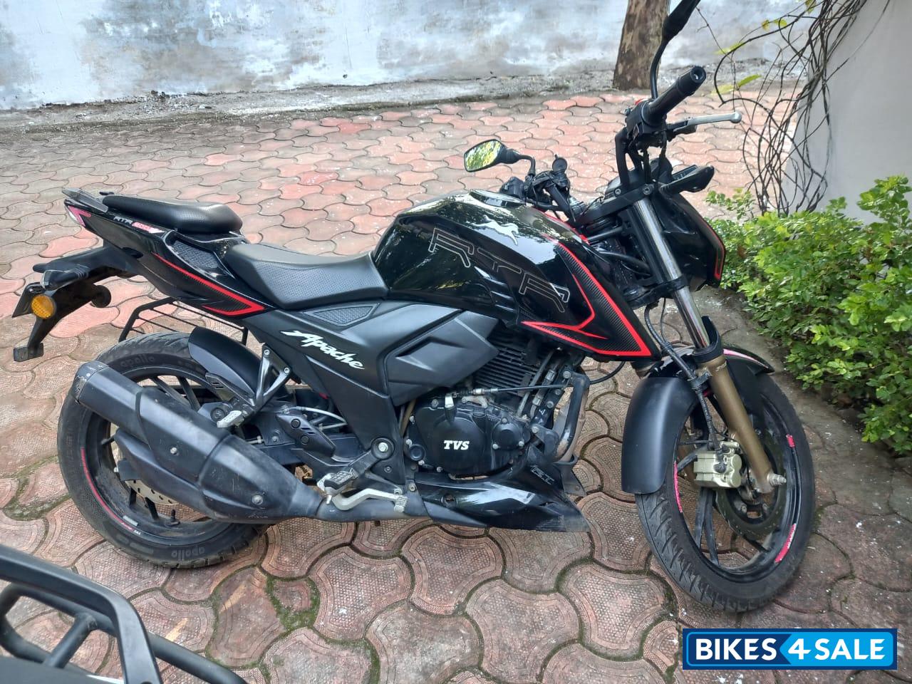 Black Red TVS Apache RTR 200 4V 2020