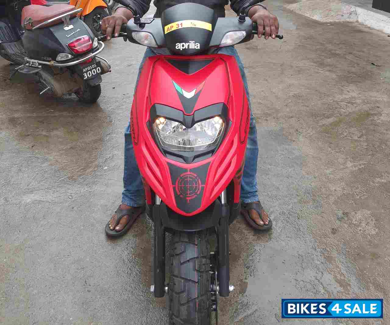 🔴 Aprilia Storm 125