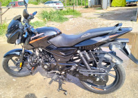 Black Bajaj Pulsar 125 Neon BS6