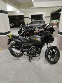 Bajaj Pulsar 150 Neon