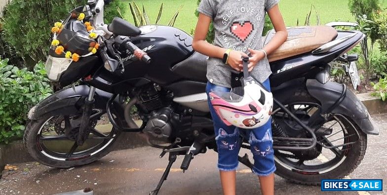 Black Bajaj Pulsar 135LS