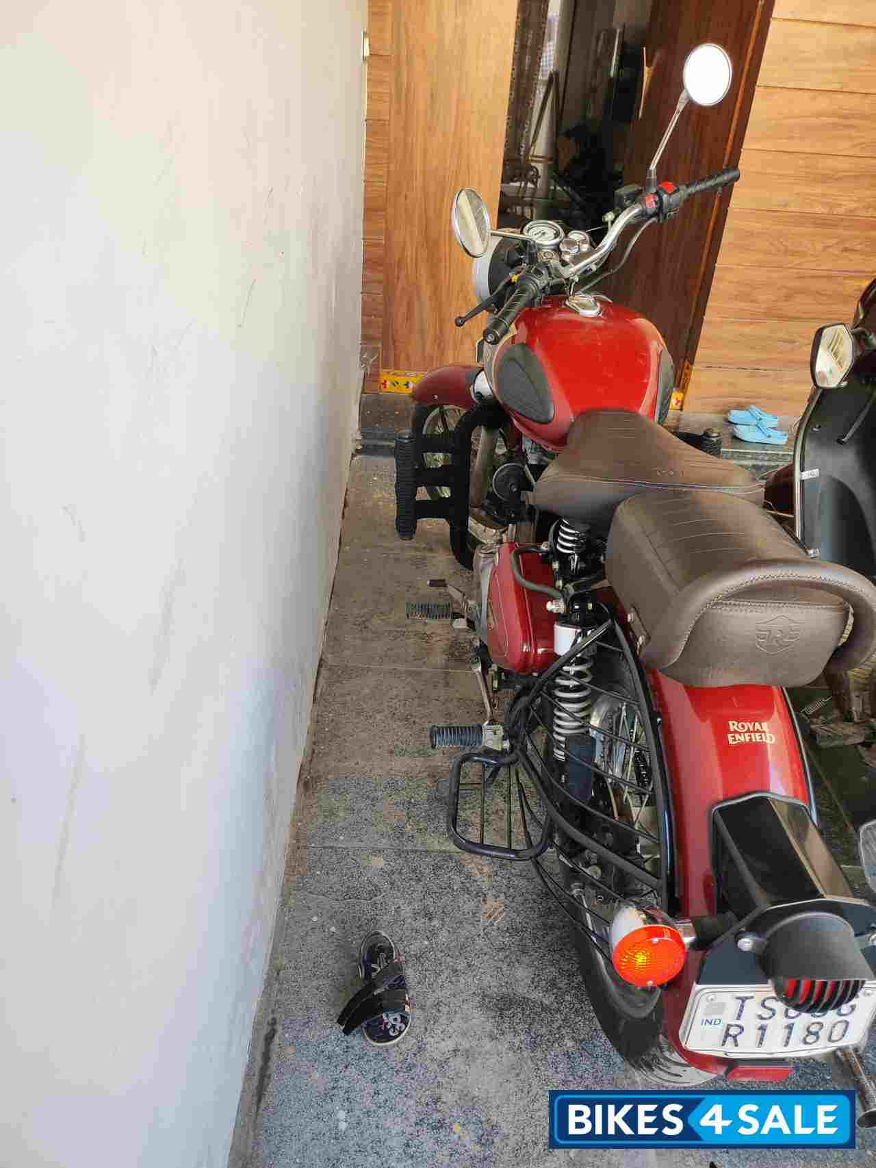 Royal Enfield Classic 350 Royal Enfield Classic 350