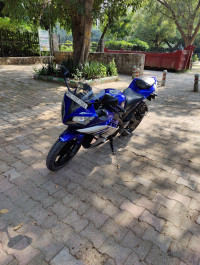 Blue Yamaha YZF R15 V2