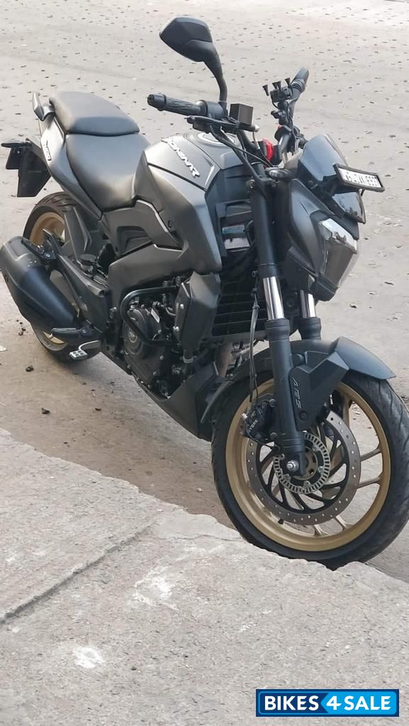 Bajaj Dominar 400