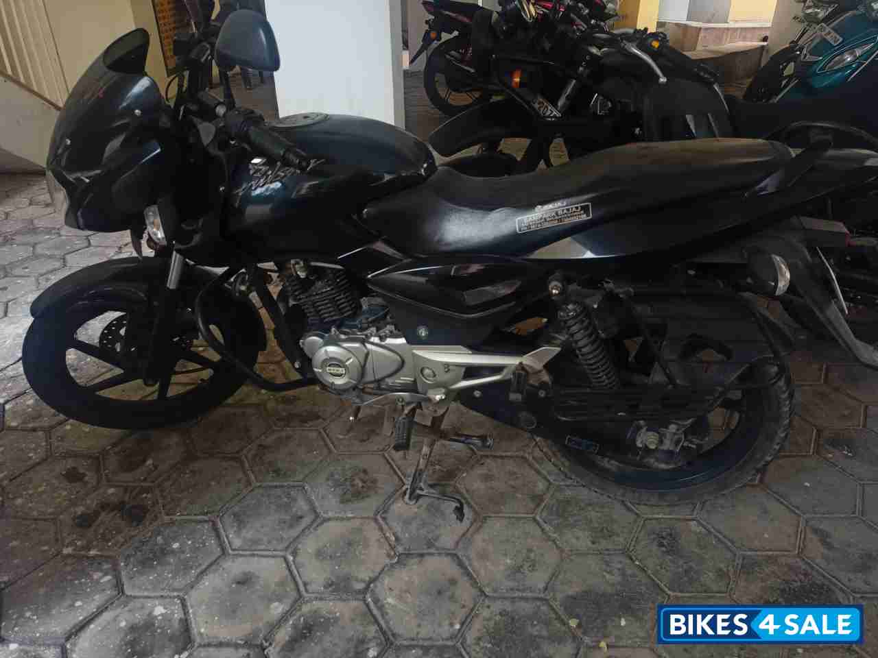 Black Bajaj Pulsar 150 DTSi