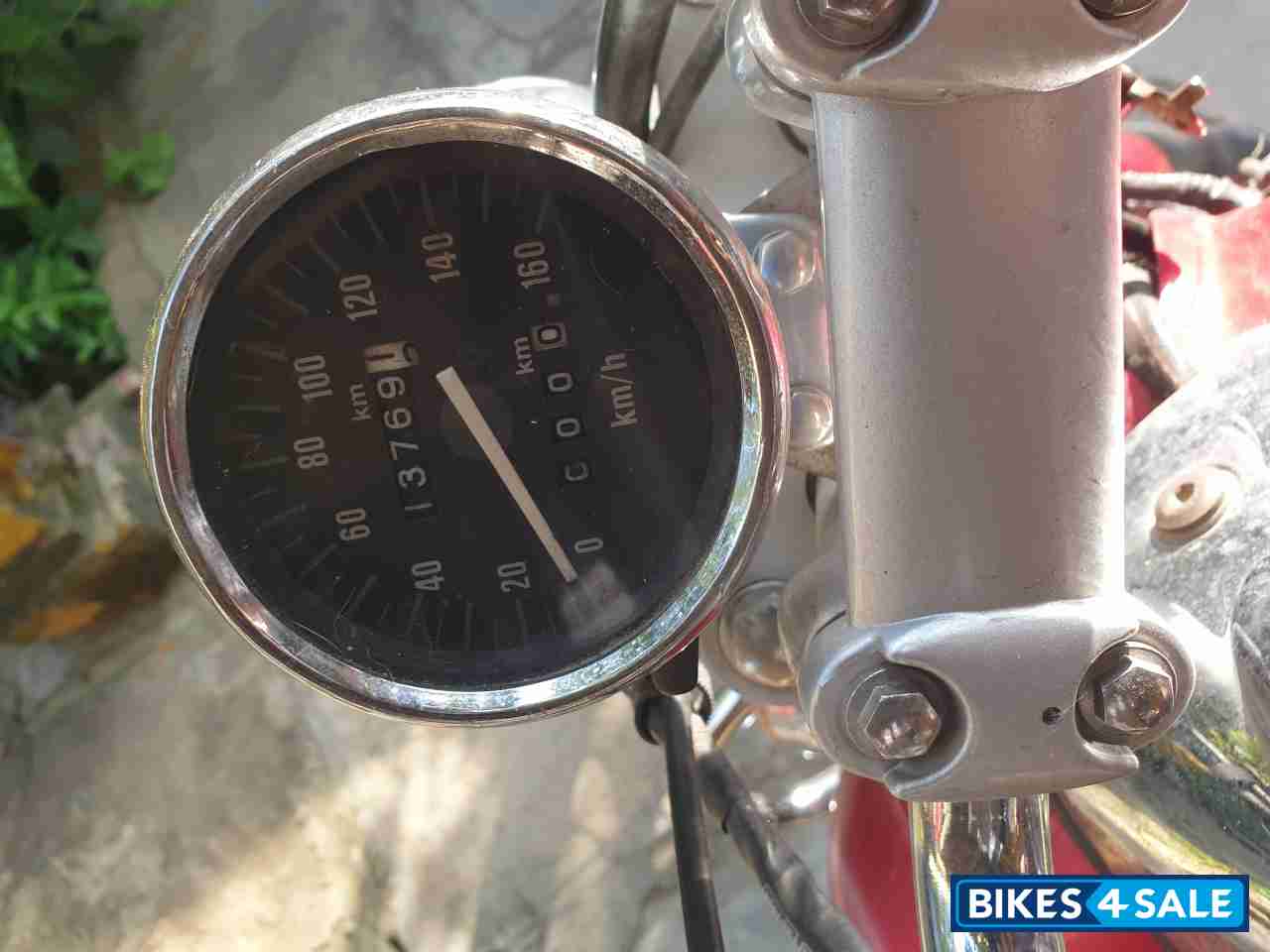 Red Bajaj Avenger 220 DTS-i Red Bajaj Avenger 220 DTS-i