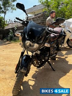 Black Bajaj Pulsar 125 Split Seat