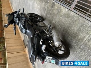 Bajaj Pulsar 220F