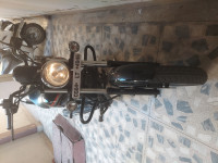 Black Bajaj Avenger Street 220